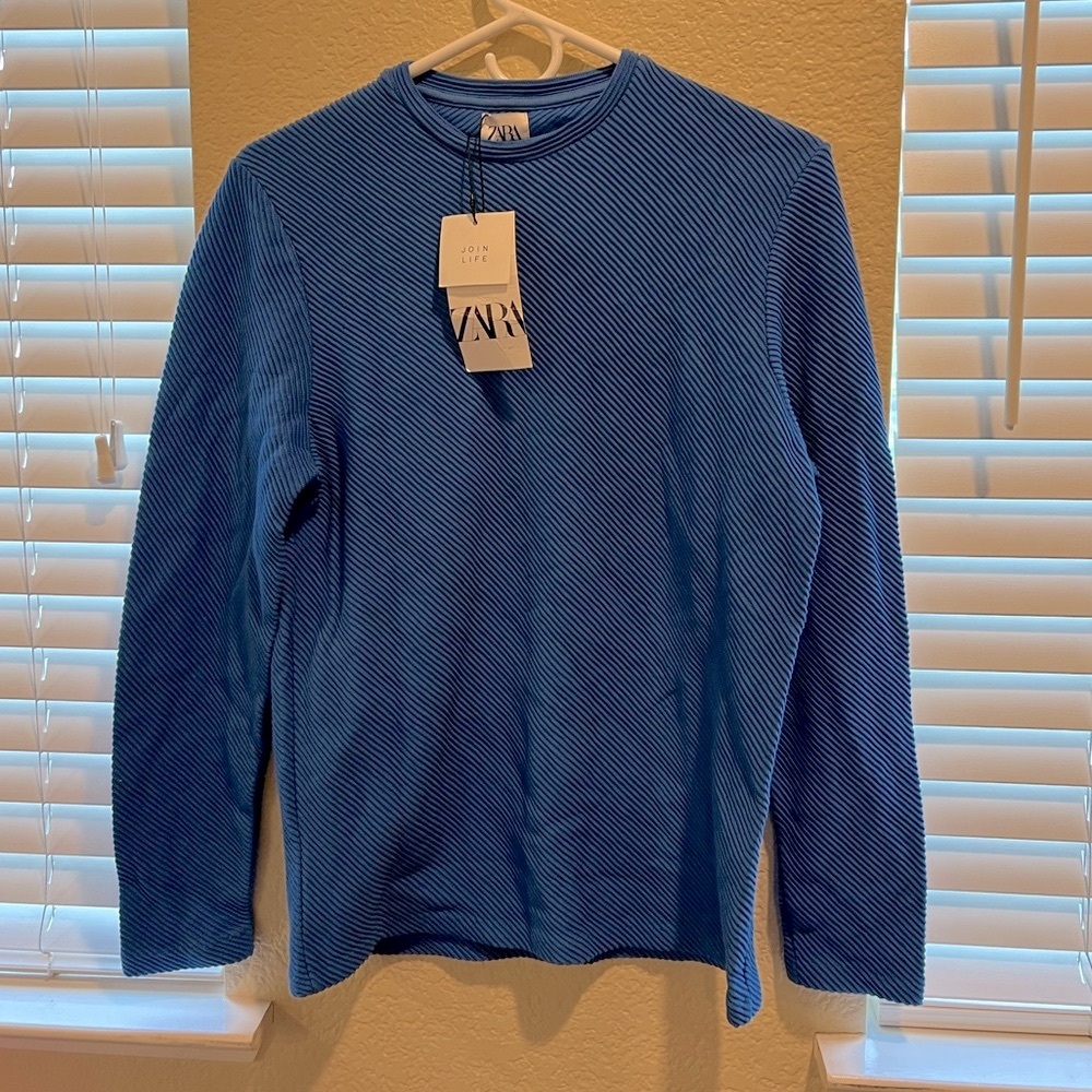 Zara blue sweater